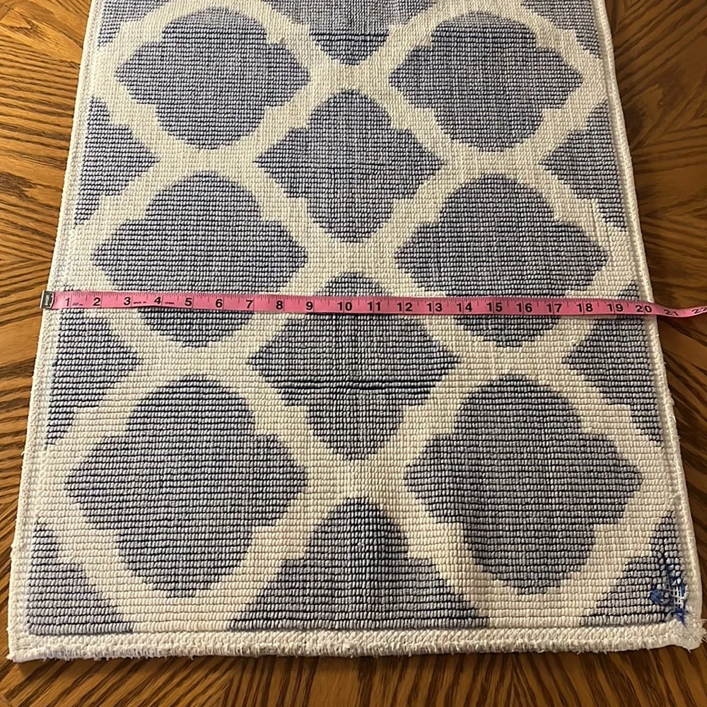 Natural Cotton Bath Mat / Throw Rug White & Blue Design
